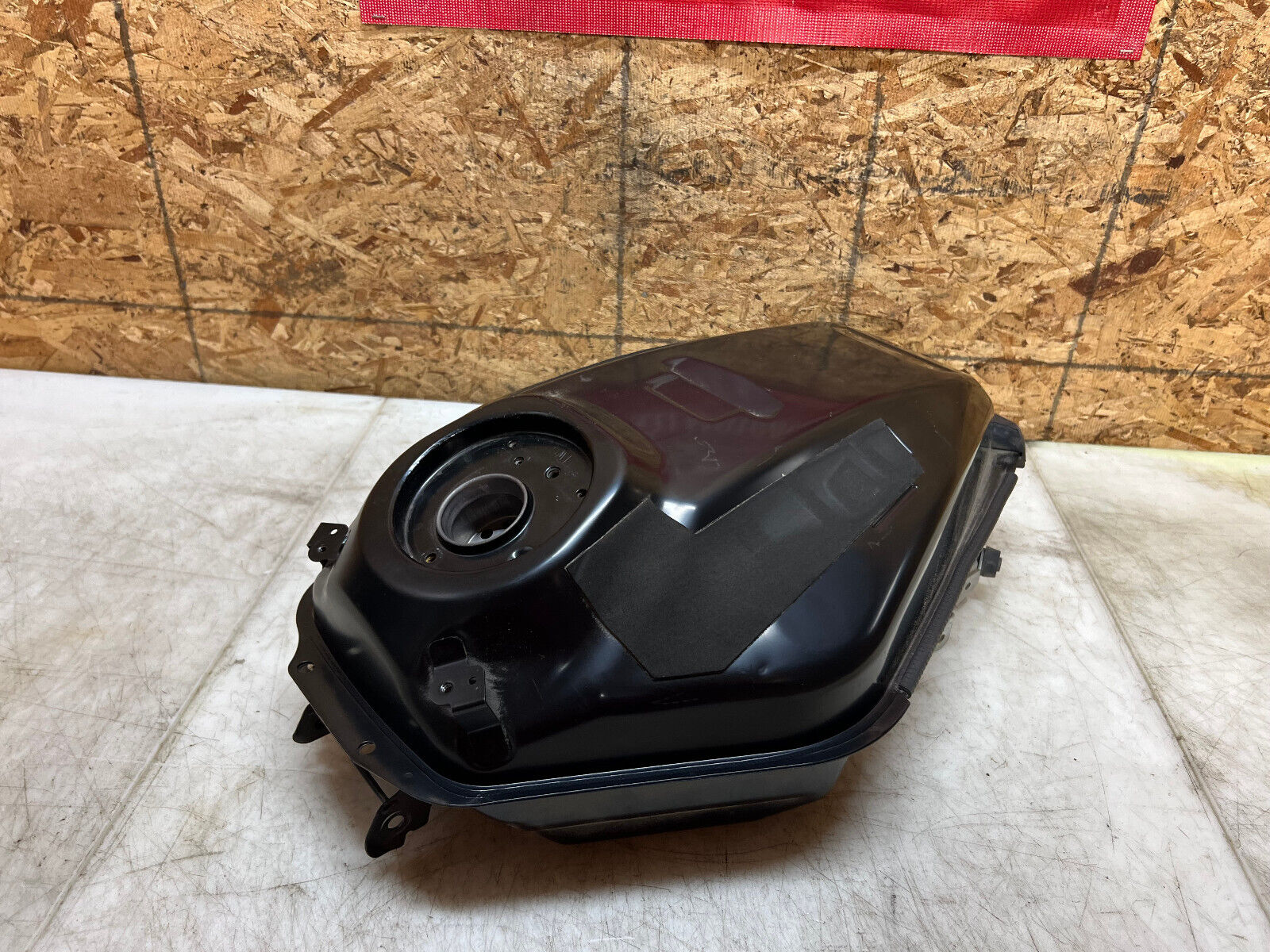 15 16 17 18 19 20 21 YAMAHA FZ-07 FZ07 MT-07 MT07 GAS TANK FUEL TANK RESERVOIR