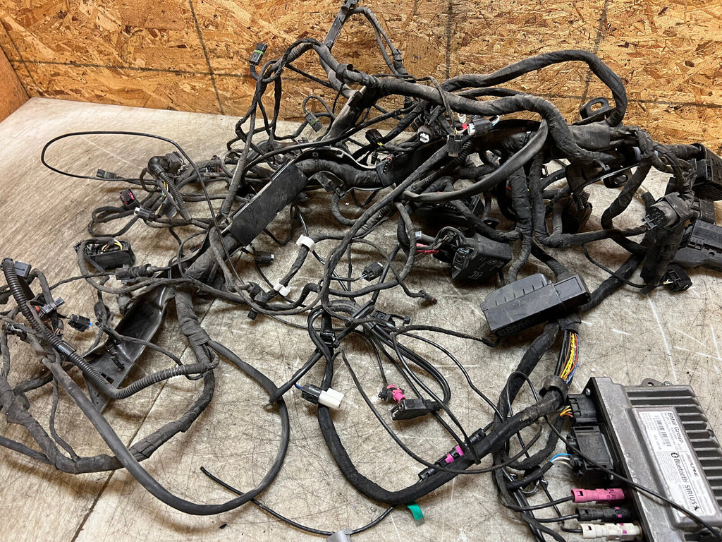 14 15 16 17 18 BMW R1200 R1200RT 1200RT MAIN ENGINE WIRING HARNESS LOOM COMPUTER