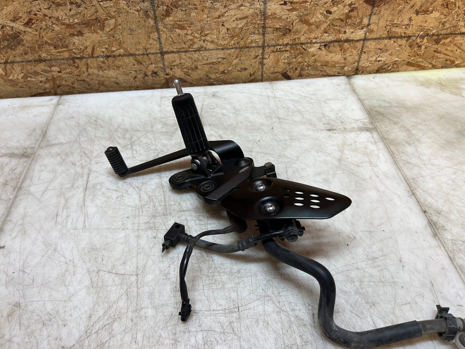 15 16 17 18 19 20 21 YAMAHA FZ-07 FZ07 MT-07 MT07 RIGHT REARSET REAR SET PEG