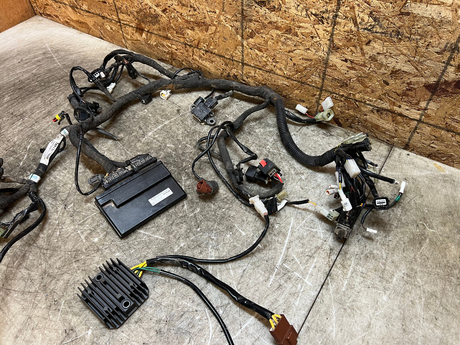 19 20 21 22 23 24 KTM ENDURO R DUKE SM SMC LC4 WIRING HARNESS LOOM ECU CDI ECM
