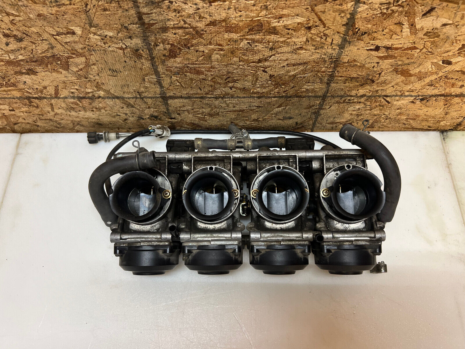 99 00 01 02 1999 2000 2001 2002 YAMAHA YZFR6 YZF R6 CARBURETOR CARB CARBS INTAKE