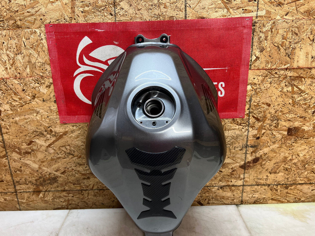 20 21 22 23 24 HONDA CBR500R CBR 500R GAS TANK FUEL TANK PETROL RESERVOIR