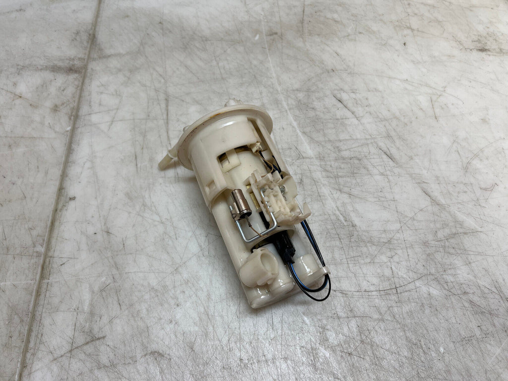 04 05 06 2004 2005 2006 YAMAHA YZFR1 YZF R1 FUEL PUMP GAS PUMP SENDING UNIT OEM