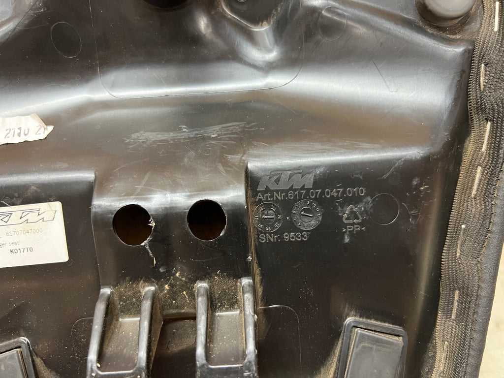 47064594