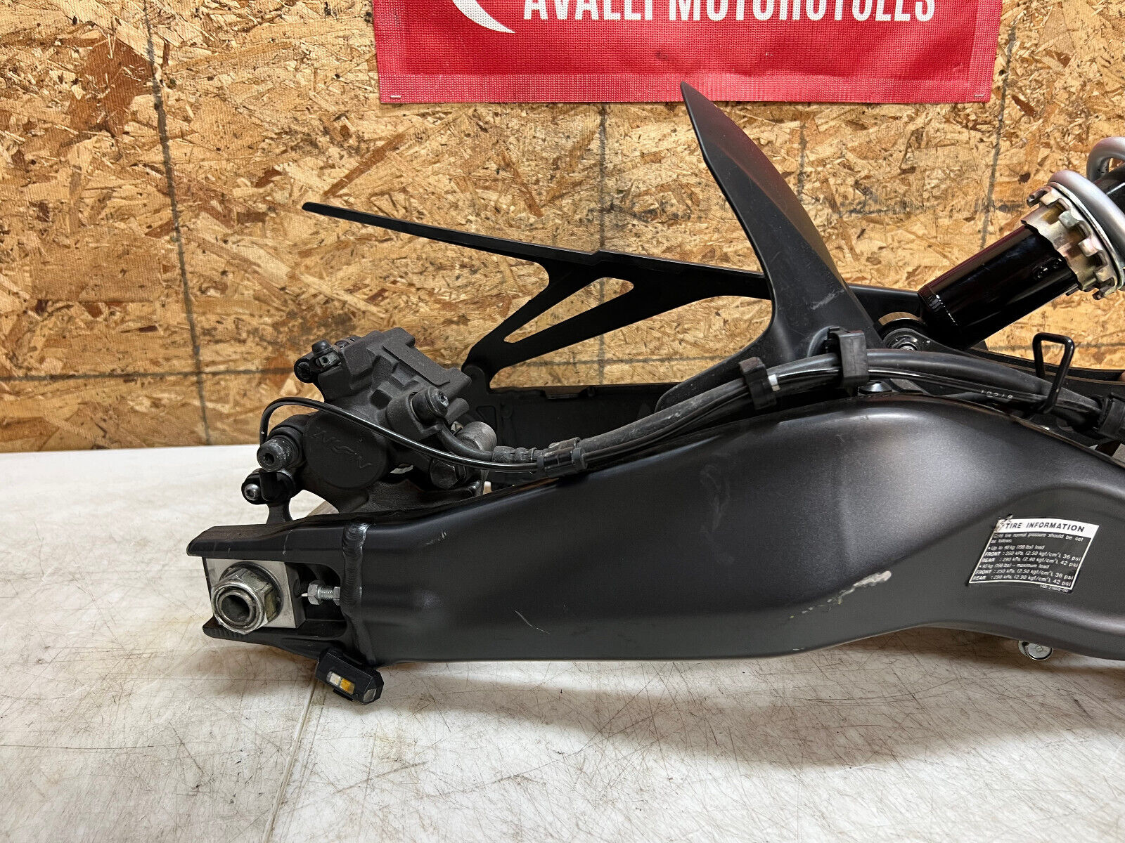 2021 18 19 20 21 22 23 24 YAMAHA MT09 MT-09 MT 09 REAR SWINGARM SWING ARM FRAME