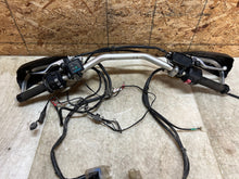 Load image into Gallery viewer, 46920384
