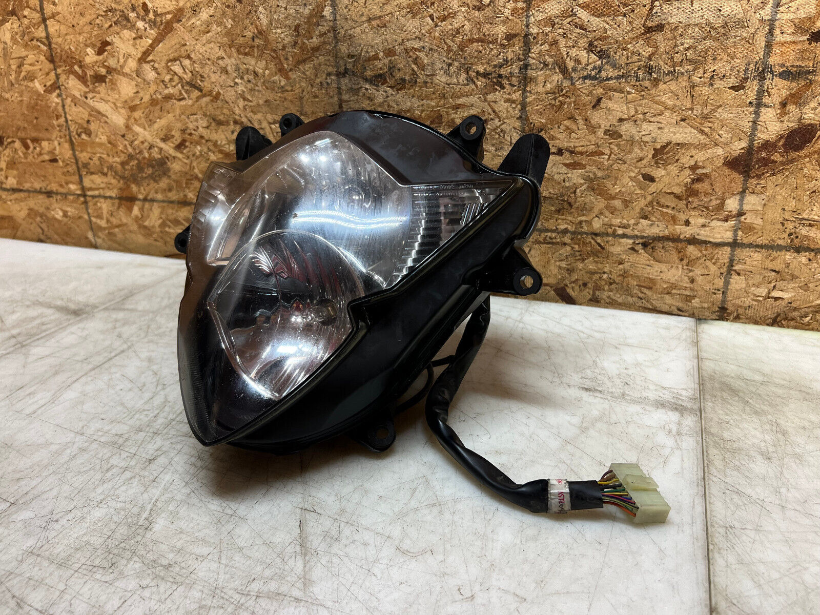 05 06 2005 2006 SUZUKI GSX-R1000 GSX-R GSXR 1000 HEADLIGHT HEAD LIGHT HEAD LAMP