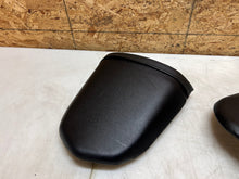 Load image into Gallery viewer, 04 05 SUZUKI GSXR GSX-R 600 750 GSXR750 GSXR600 FRONT REAR SEATS SEAT PAD CUSION
