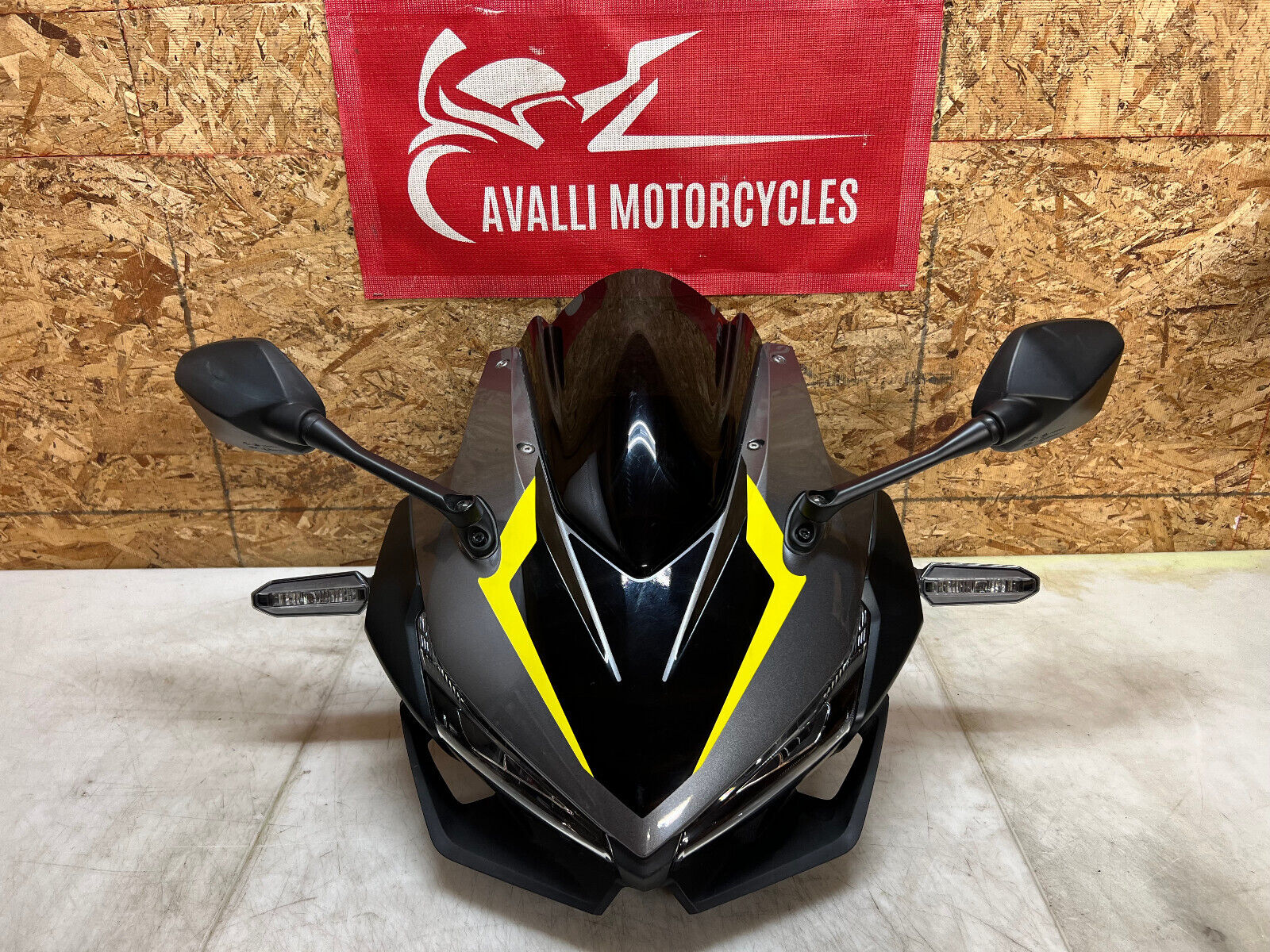 20 21 22 23 24 HONDA CBR500R CBR 500R HEADLIGHTS HEAD LIGHTS FRONT NOSE FAIRING