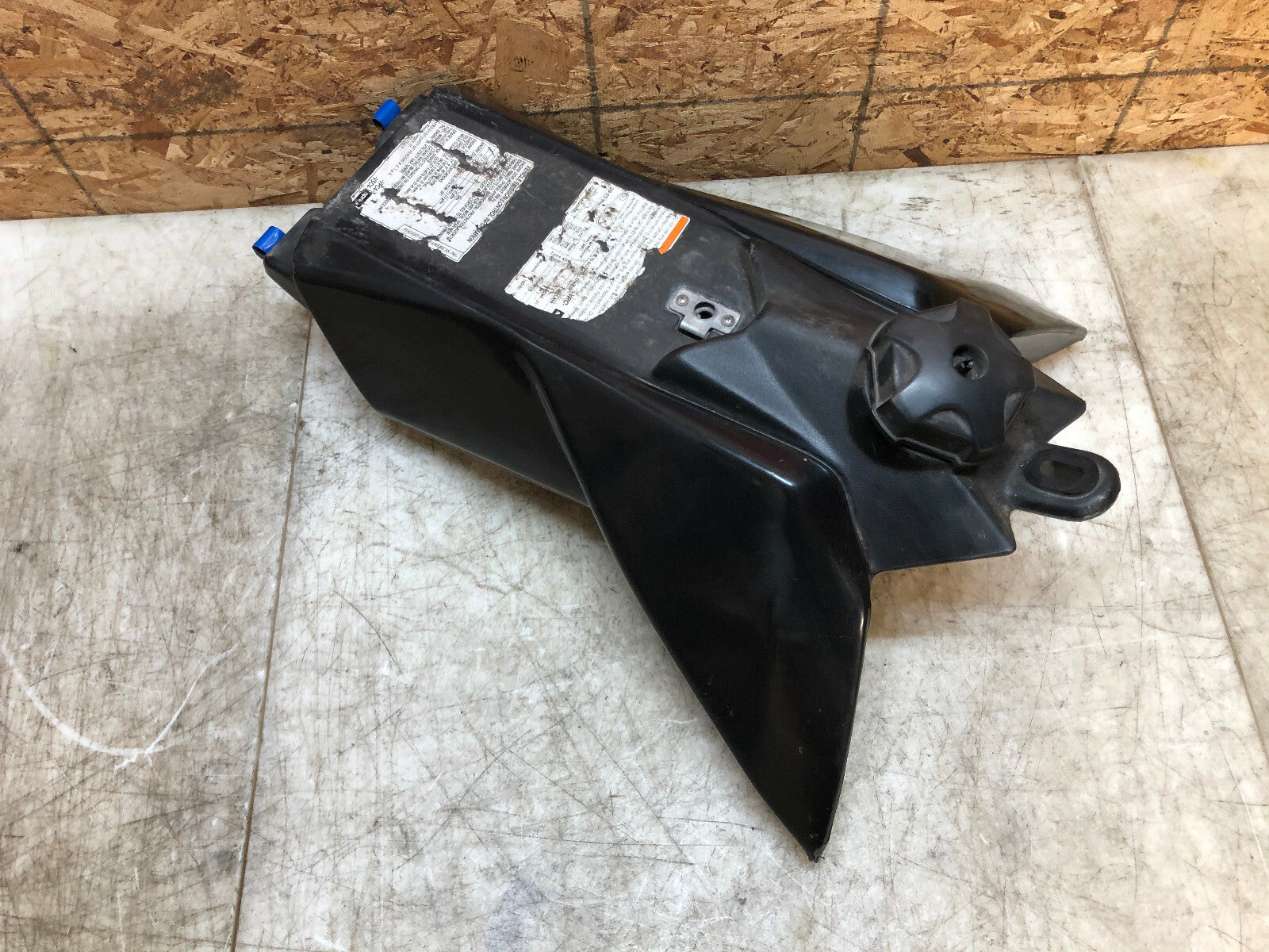 47062952