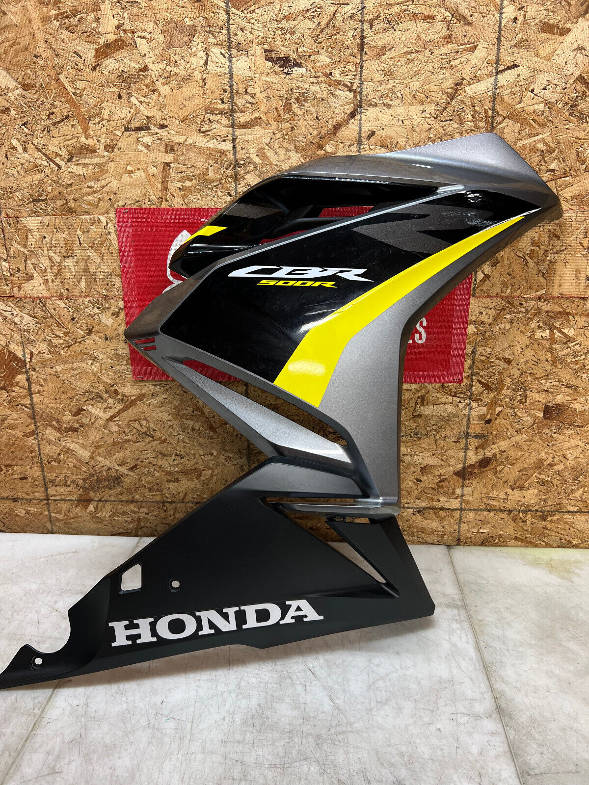 20 21 22 23 24 HONDA CBR500R CBR 500R RIGHT SIDE FAIRING MID FAIRING COWL COVER