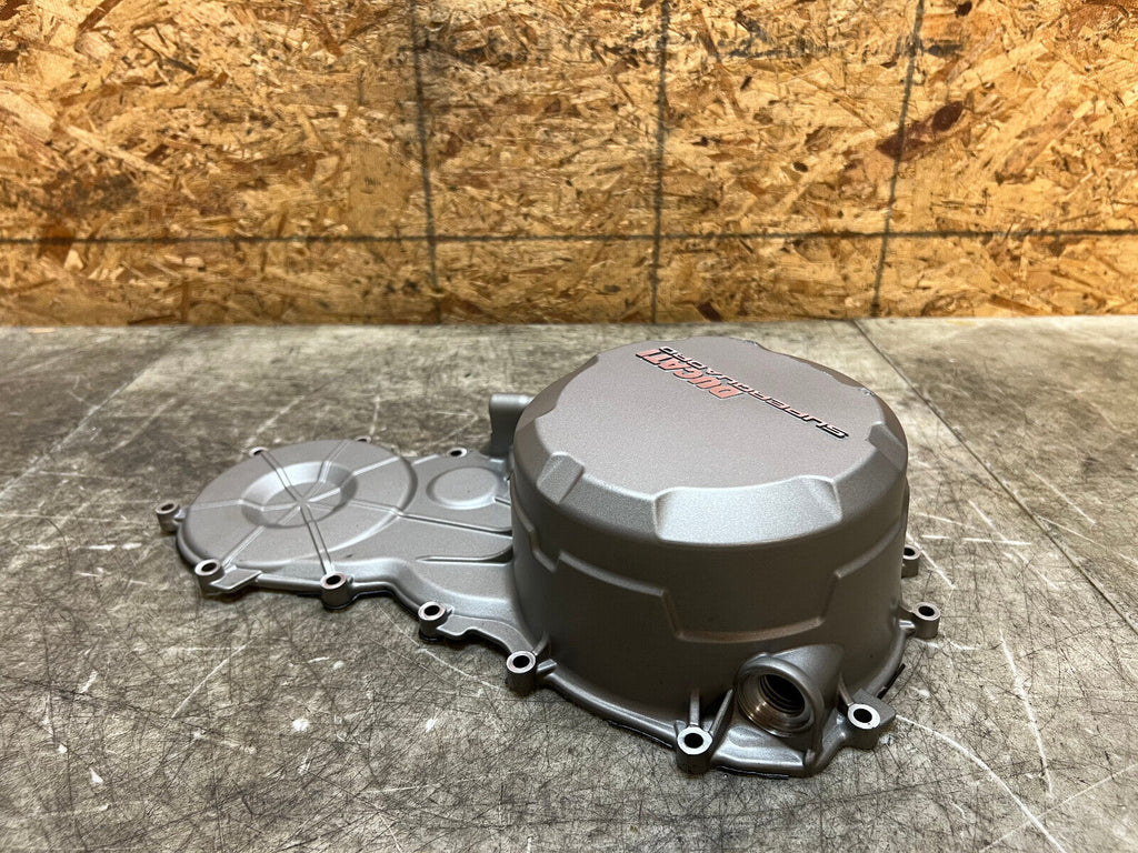 16 17 18 19 DUCATI PANIGALE 899 RIGHT SIDE CLUTCH CASE ENGINE COVER