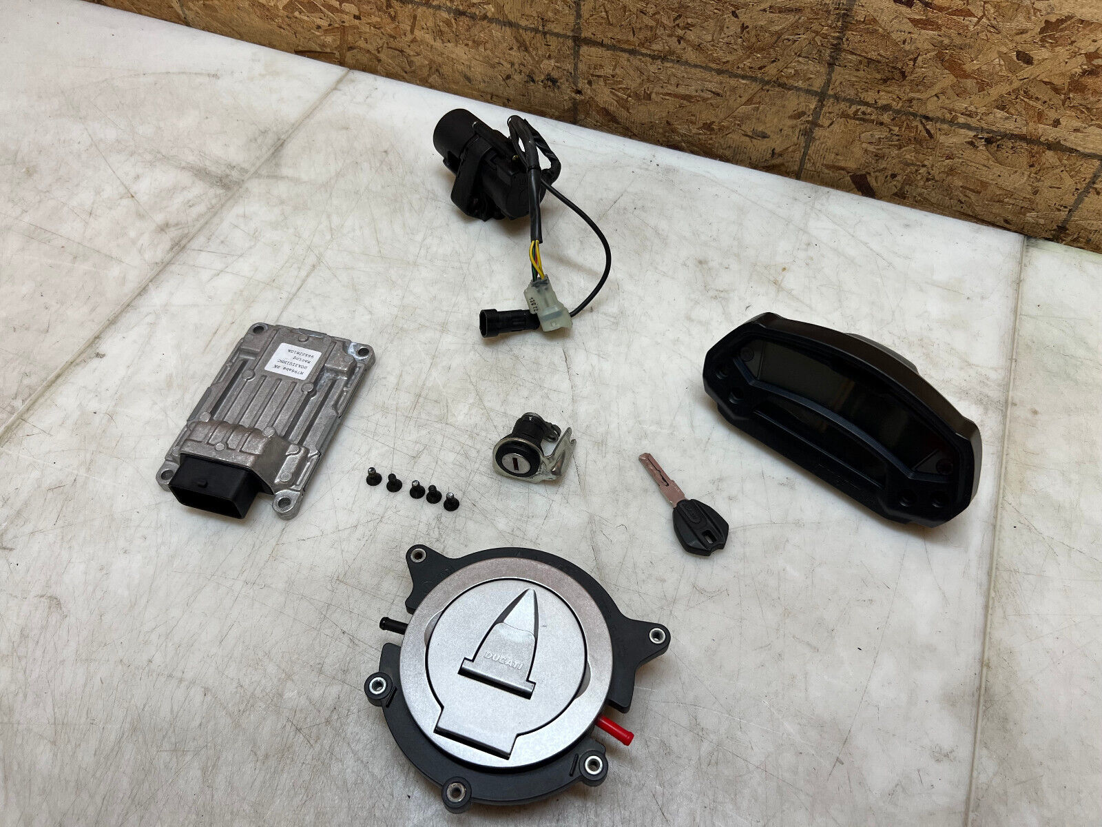 10 11 12 13 14 DUCATI MONSTER 796 M796 LOCK SET KEY SET IGNITION CLUSTER ECU CDI