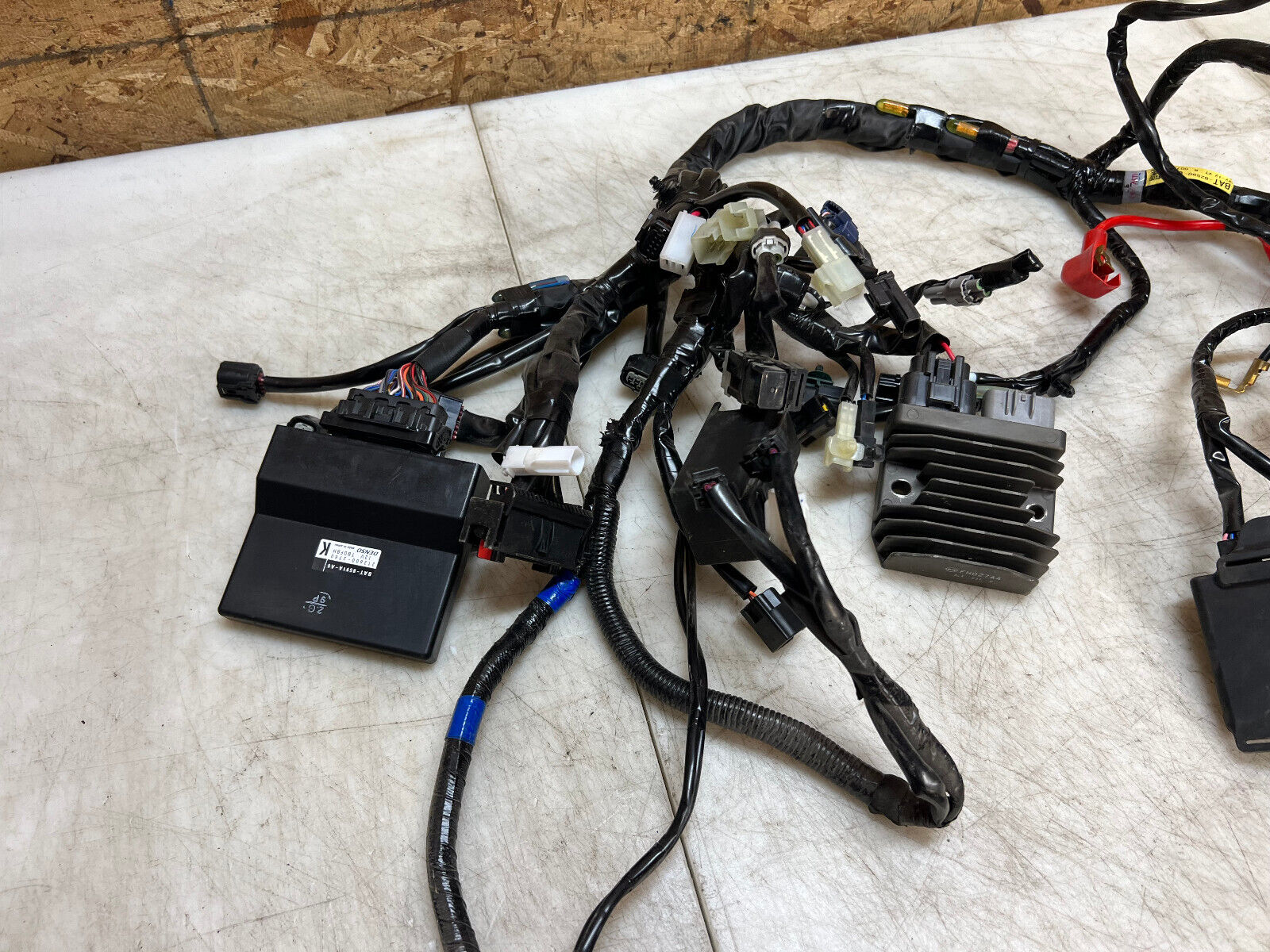 20 21 22 23 24 25 YAMAHA MT 07 MT-07 MT07 MAIN WIRING HARNESS LOOM ECU CDI ECM