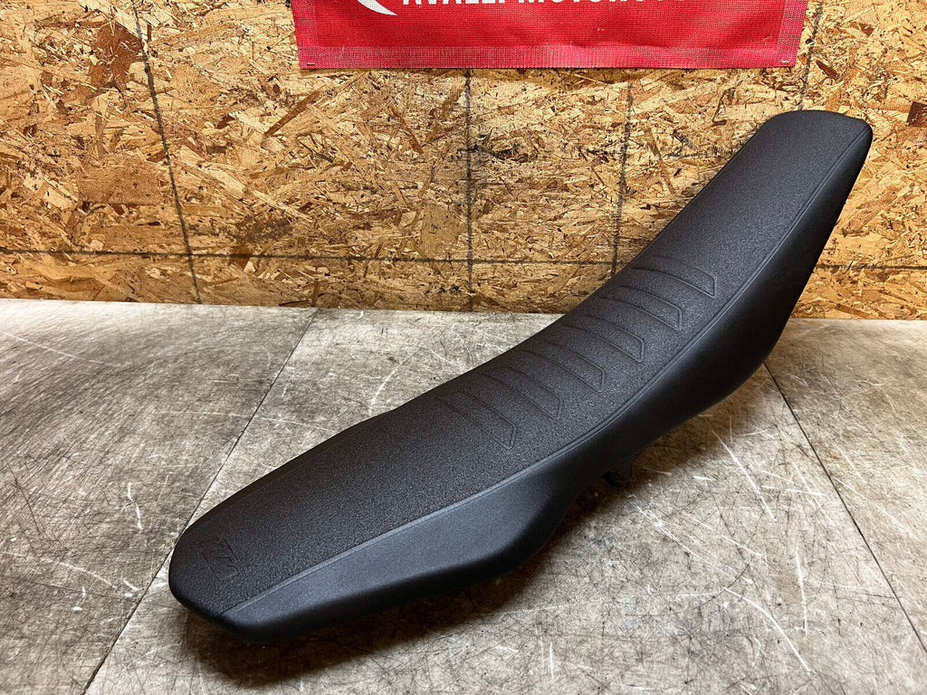 19 20 21 22 23 24 KTM ENDURO R DUKE SM SMC LC4 RIDERS SEAT PAD CUSION MINT