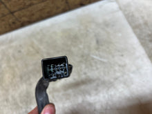 Load image into Gallery viewer, 46841105
