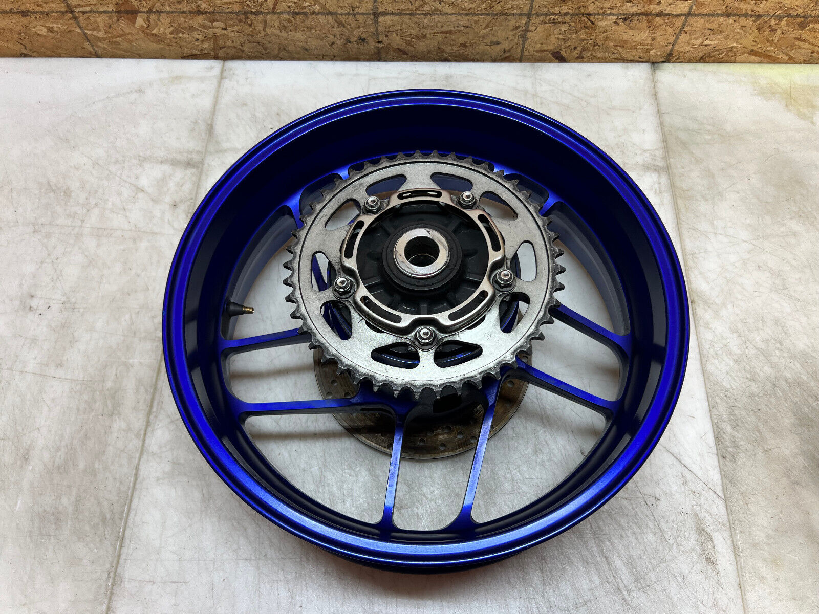 2021 18 19 20 21 22 23 24 YAMAHA MT09 MT-09 MT 09 REAR WHEEL BACK RIM STRAIGHT