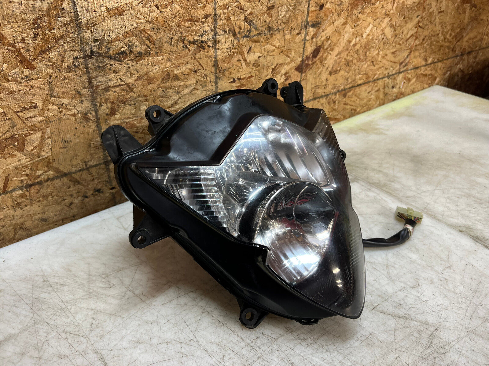 05 06 2005 2006 SUZUKI GSX-R1000 GSX-R GSXR 1000 HEADLIGHT HEAD LIGHT HEAD LAMP