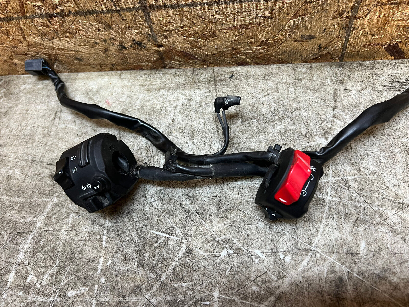 15 16 17 18 19 20 21 YAMAHA FZ-07 FZ07 MT-07 MT07 RIGHT LEFT BAR SWITCH CUBE OFF