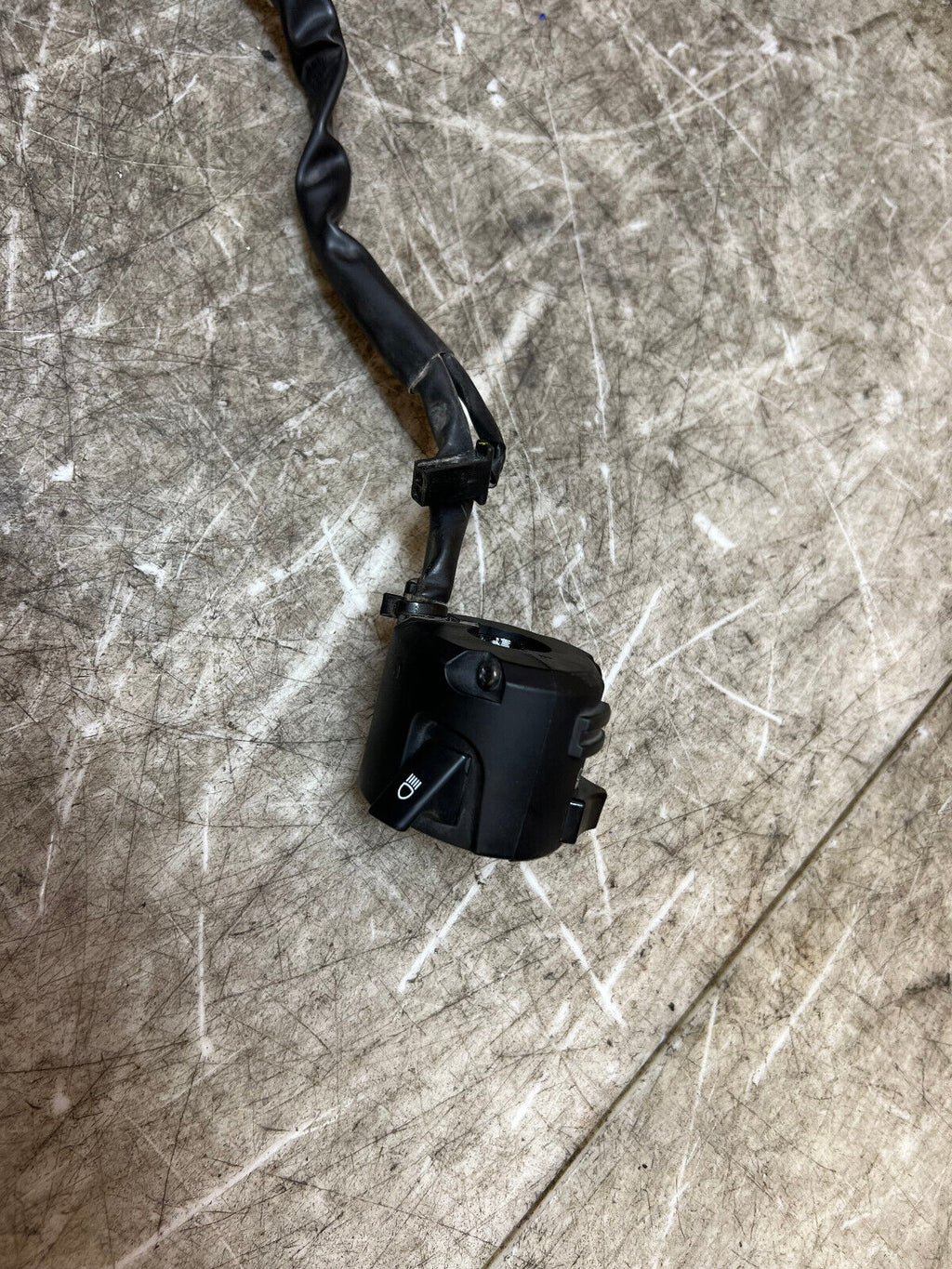 15 16 17 18 19 20 21 YAMAHA FZ-07 FZ07 MT-07 MT07 RIGHT LEFT BAR SWITCH CUBE OFF