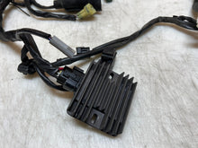 Load image into Gallery viewer, 09 10 12 13 14 15 16 YAMAHA YZFR6 YZF R6 MAIN ENGINE WIRING HARNESS LOOM CABLES
