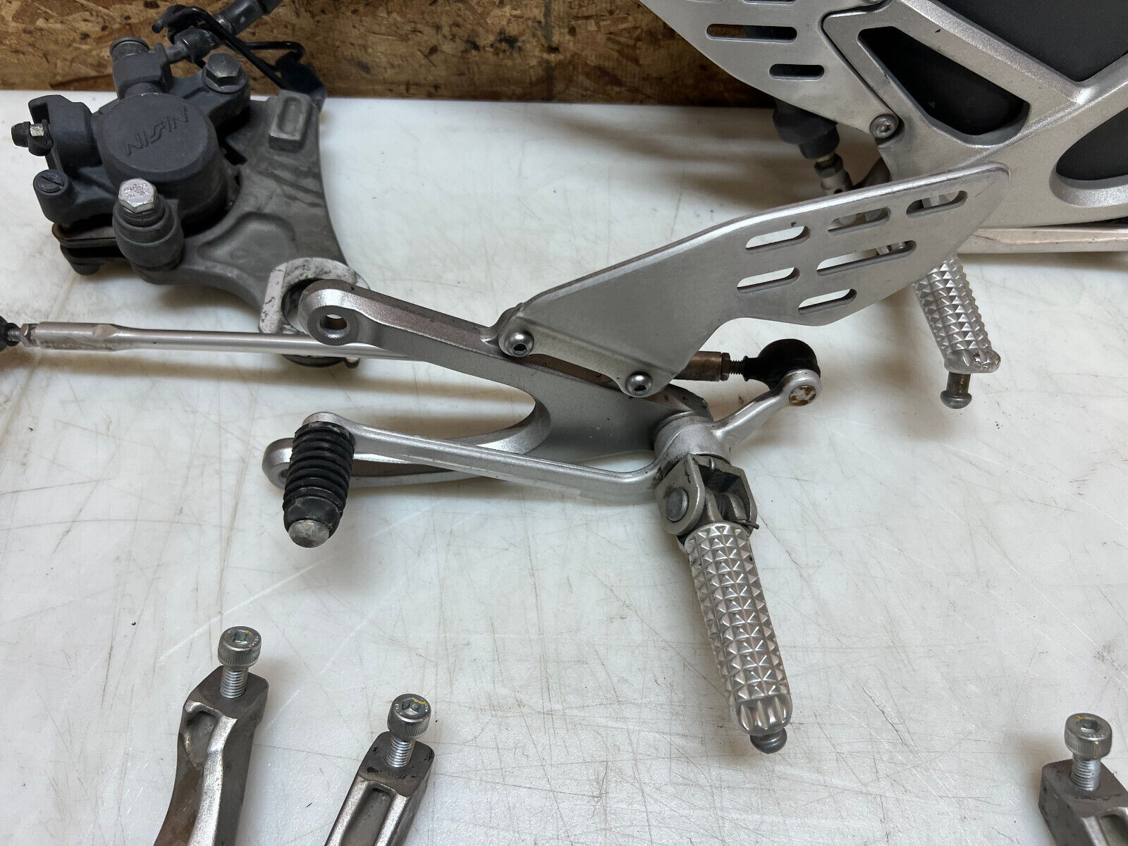 2007 2008 07 08 YAMAHA YZFR1 YZF R1 REARSETS REARSET REAR SETS SET FOOT REST OEM