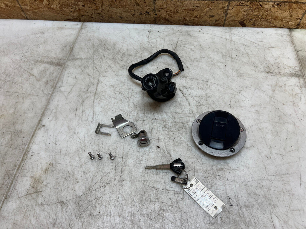 08 09 10 2008 2009 2010 SUZUKI GSXR GSX-R 600 750 LOCK SET KEY SET INGNITION CAP