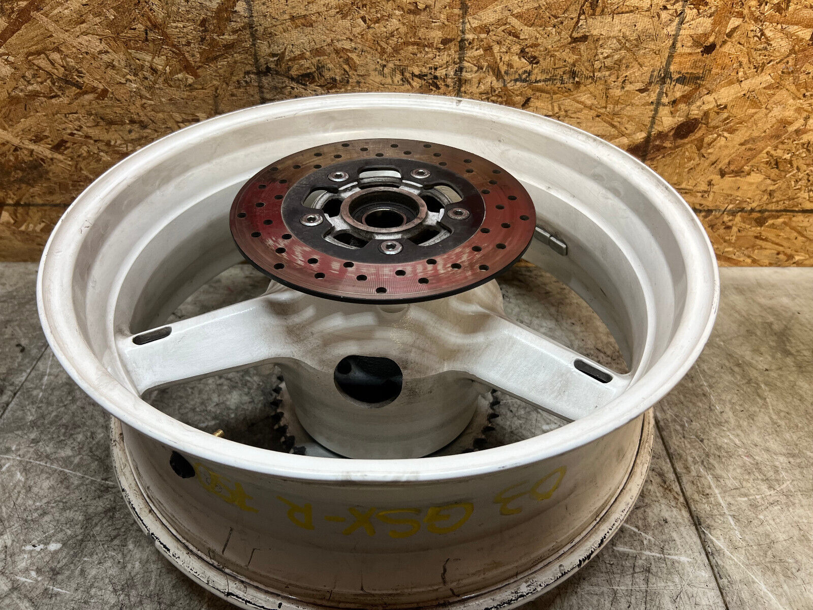 01 02 03 2001-2003 SUZUKI GSXR GSX-R GSX-R600 750 REAR WHEEL BACK RIM STRAIGHT