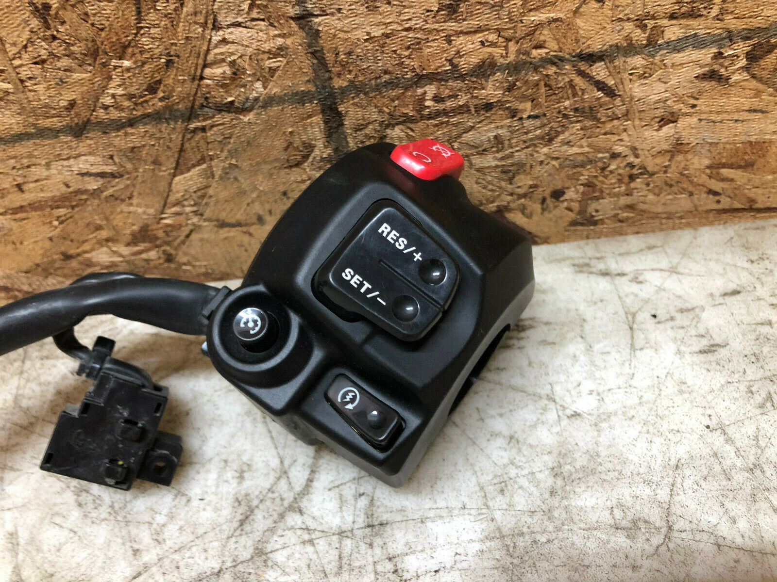 11 12 13 14 15 16 17 TRIUMPH TIGER 800 XC RIGHT BAR SWITCH ONN OFF SWITCH CUBE