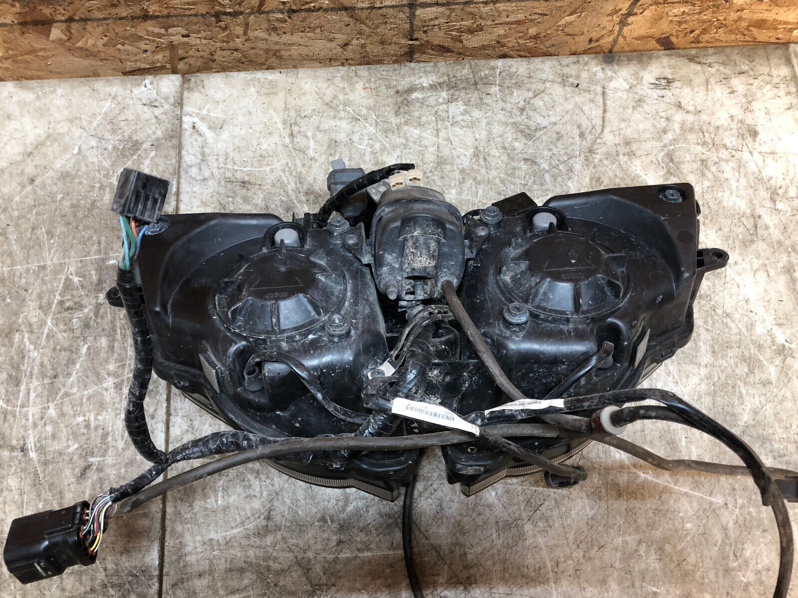 08 09 10 11 2008-2011 HONDA CBR1000RR CBR 1000RR HEADLIGHTS HEAD LIGHT LIGHTS