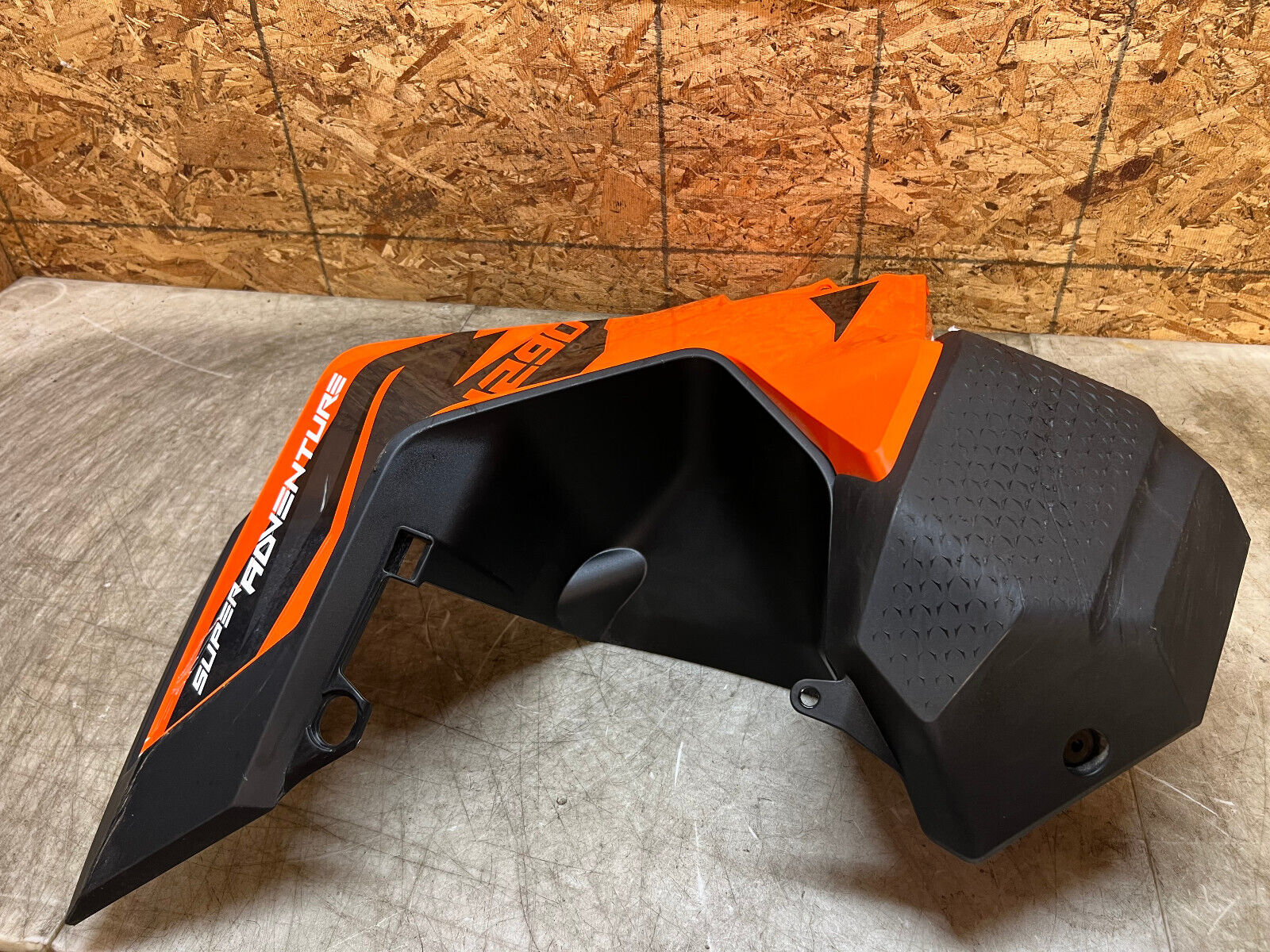 22 23 2022 2023 KTM SUPER ADVENTURE 1290 S LEFT SIDE FAIRING PANEL COWLING COWL