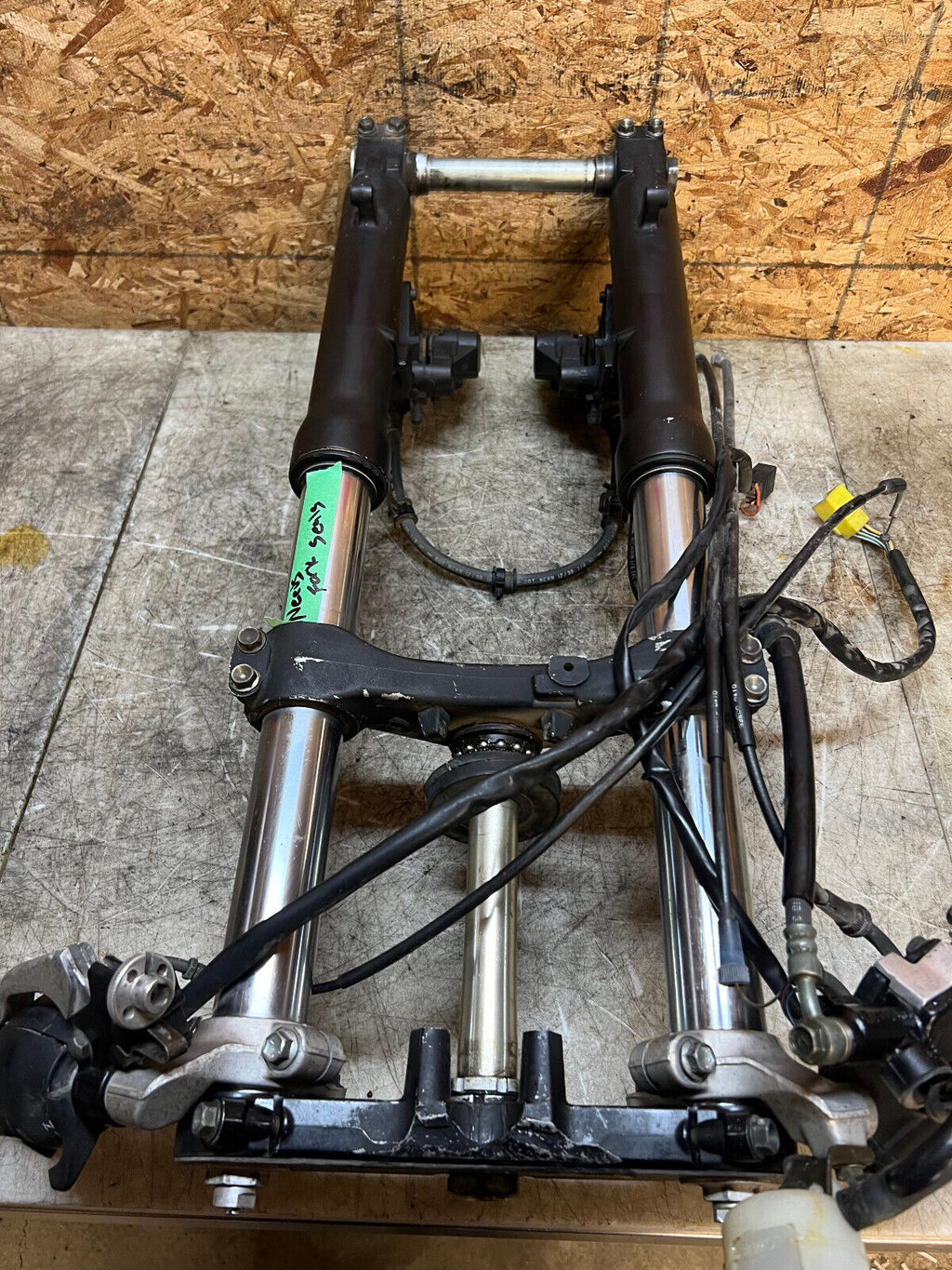 01 02 03 2001-2003 SUZUKI GSXR GSX-R 600 FRONT END FRONT FORKS FORK TUBES BRAKES