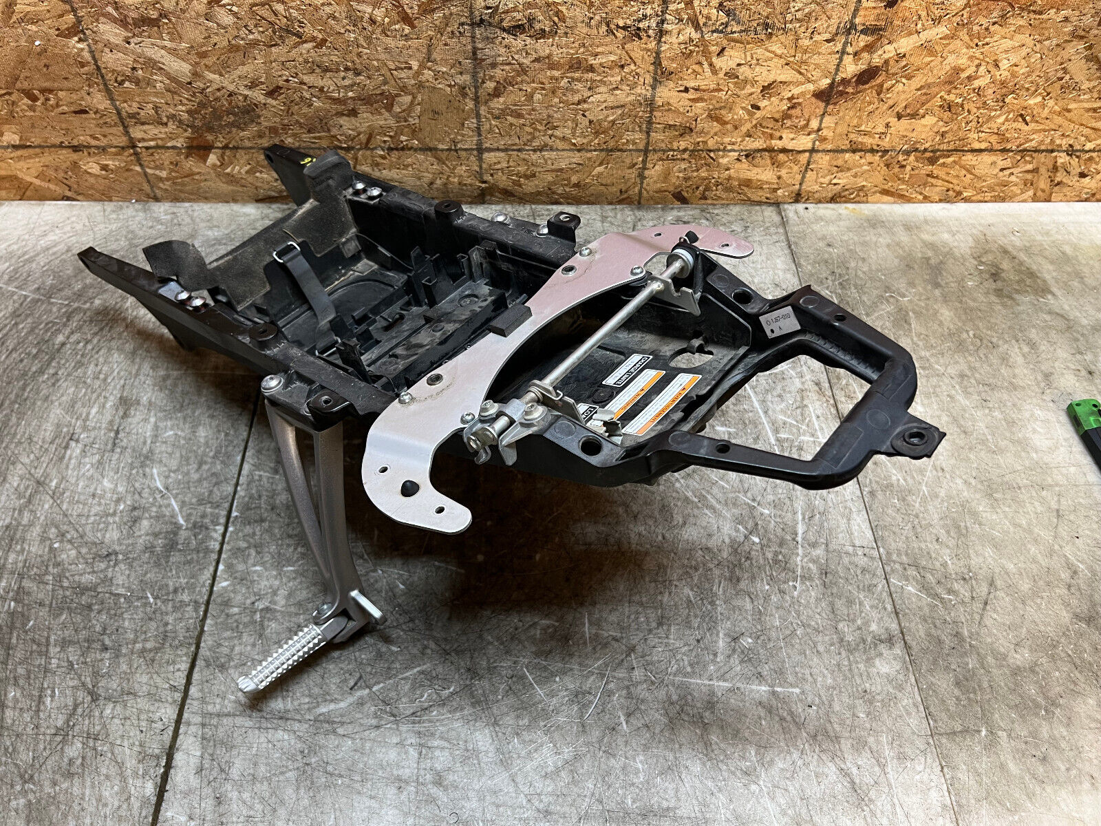 09 10 12 13 14 15 16 YAMAHA YZFR6 YZF R6 R6R REAR SUBFRAME SUB FRAME BACK TAIL