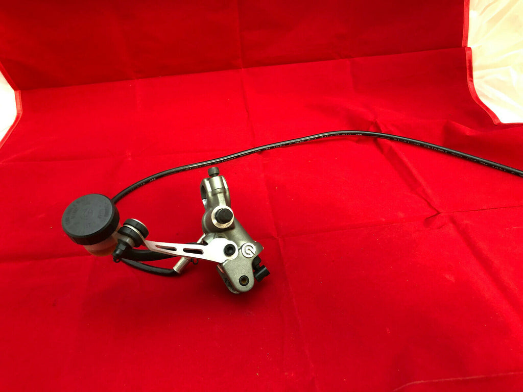 16 17 18 19 DUCATI PANIGALE 959 1199 RIGHT BREMBO CLUTCH MASTER CYLINDER PERCH