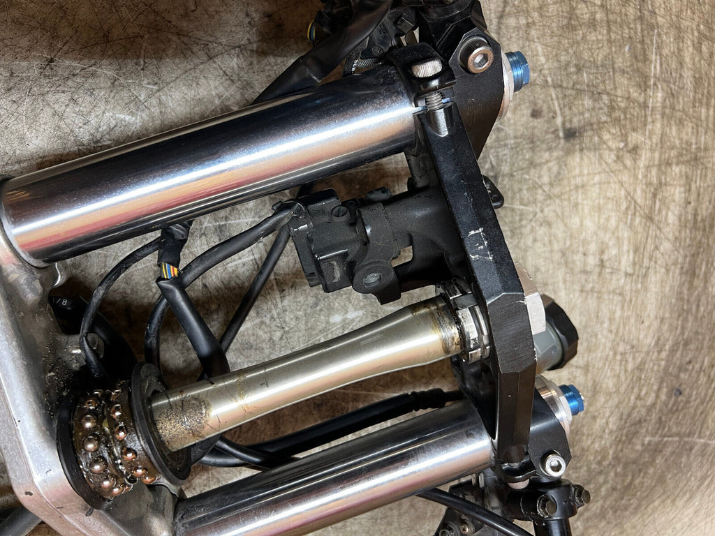 99 00 01 02 1999 2000 2001 2002 YAMAHA YZFR6 YZF R6 FRONT FORKS FORK TUBES NICE