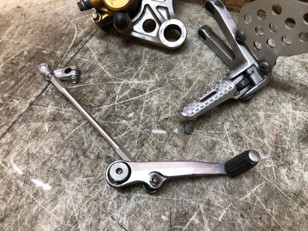 03 04 2003 2004 HONDA CBR600RR CBR 600RR REARSETS REARSET REAR SET SETS FOOTREST