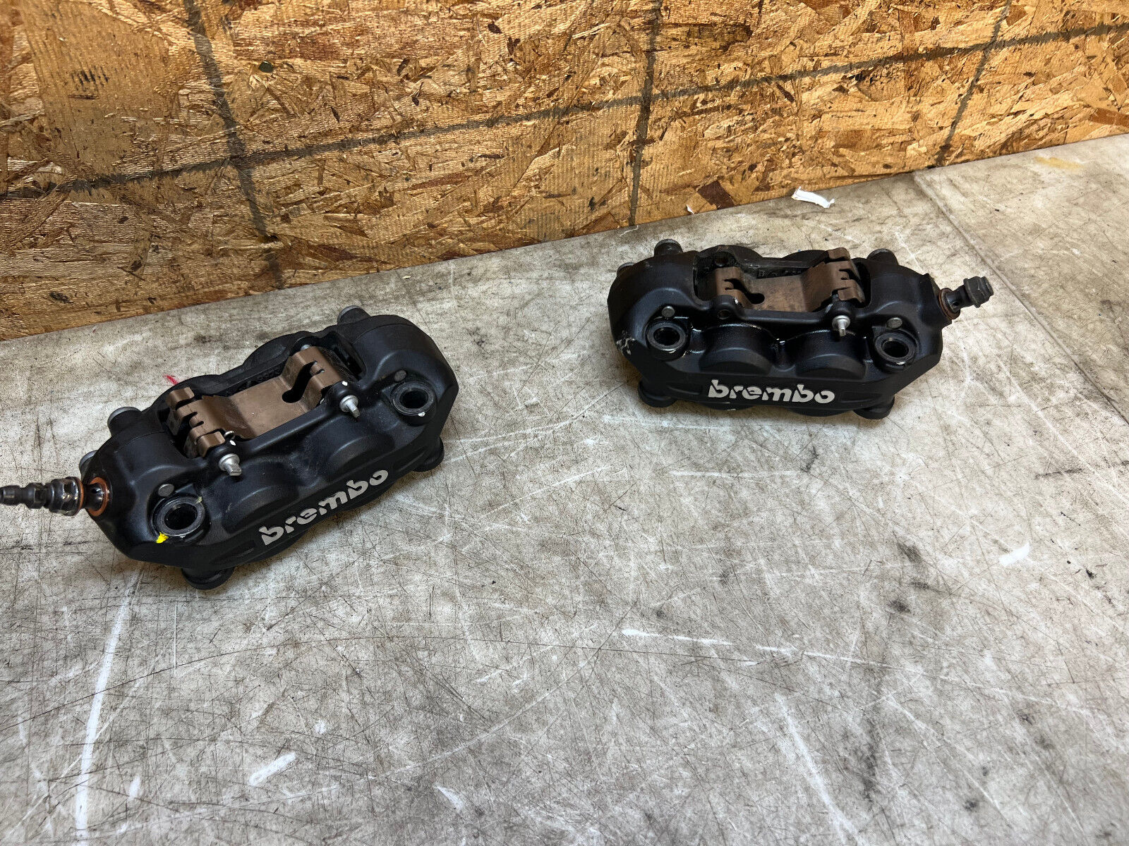 22 23 2022 2023 KTM SUPER ADVENTURE 1290 S BREMBO FRONT BRAKE CALIPERS CALIPER