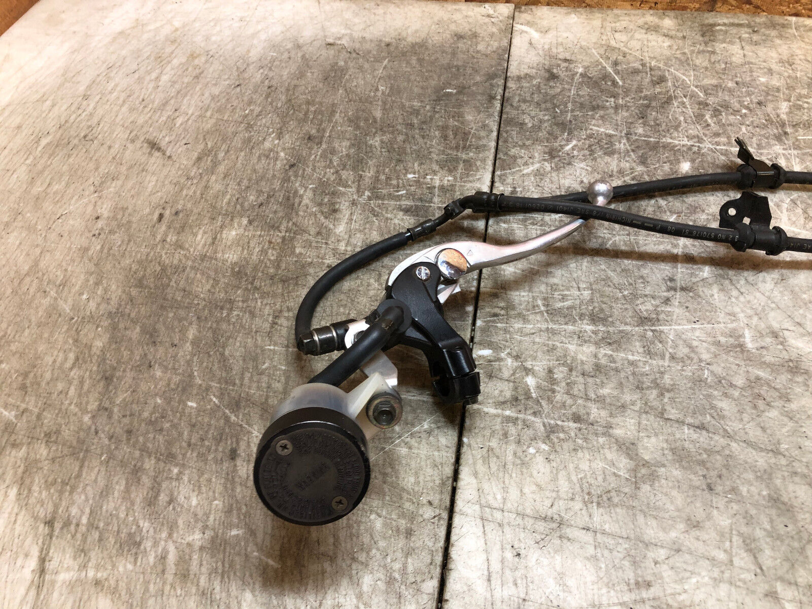 2002 2003 02 03 HONDA CBR 954 954RR FIREBLADE FRONT BRAKE CALIPERS BRAKES MASTER