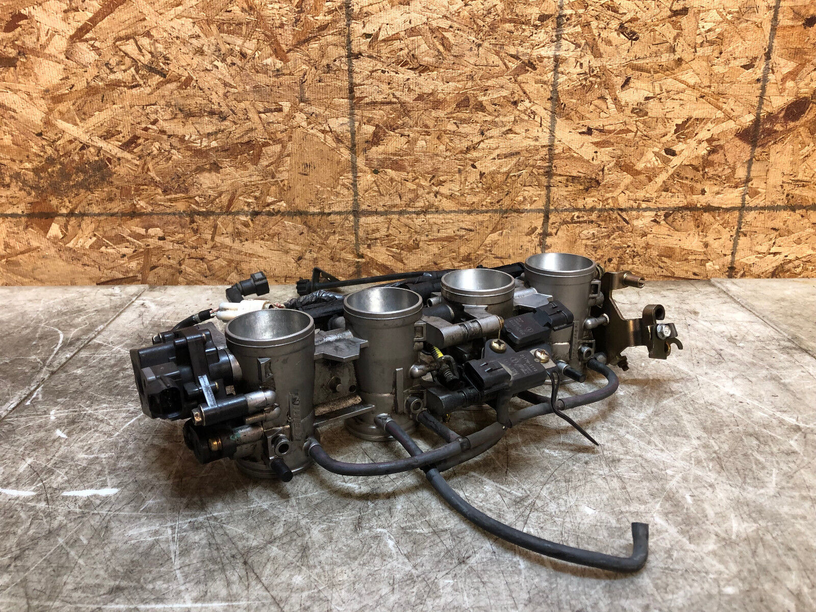03 04 2003 2004 KAWASAKI ZX6-R ZX6R 636 THROTTLE BODIES BODY FUEL INJECTION OEM