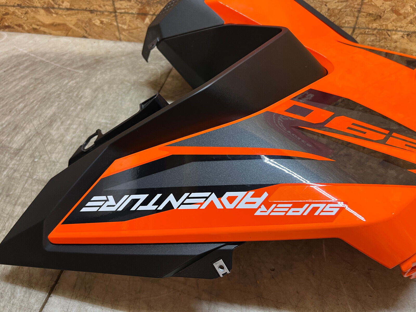 22 23 2022 2023 KTM SUPER ADVENTURE 1290 S RIGHT SIDE FAIRING PANEL COWLING COWL