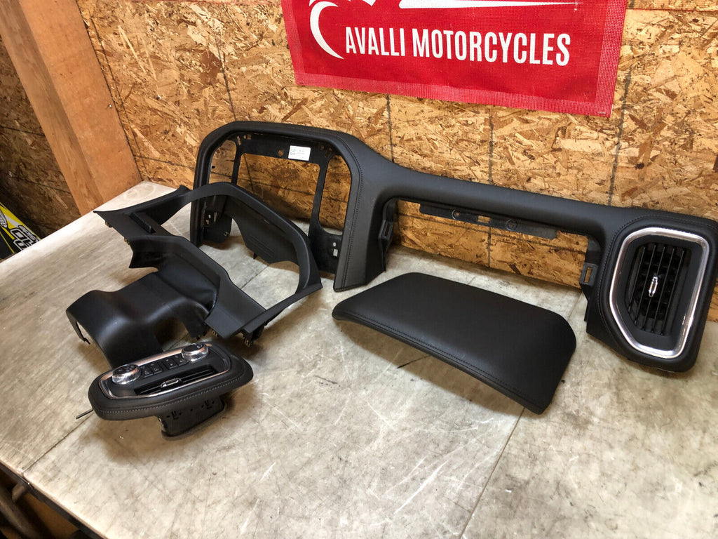 20-23 GMC SIERRA SILVERADO DENALI 2500 3500 LEATHER DASH PANEL TRIM BEZEL SWITCH