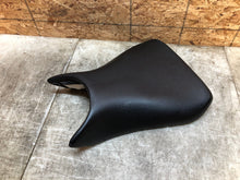 Load image into Gallery viewer, 03 04 05 08 09 2005 YAMAHA YZFR6 YZF R6 S RIDERS SEAT FRONT SEAT PAD CUSION
