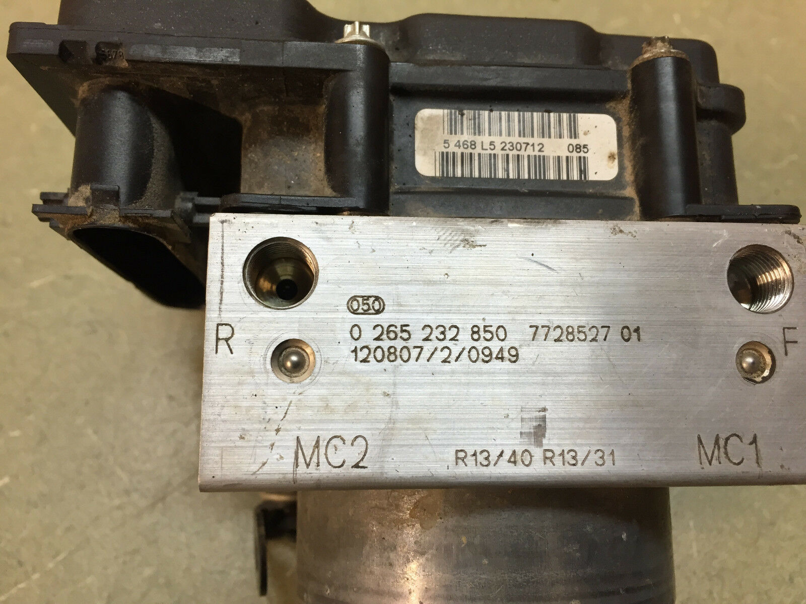2010-2016 BMW F650GS F 650 GS SERATO ABS PUMP CONTROL UNIT BRAKE MODULATOR
