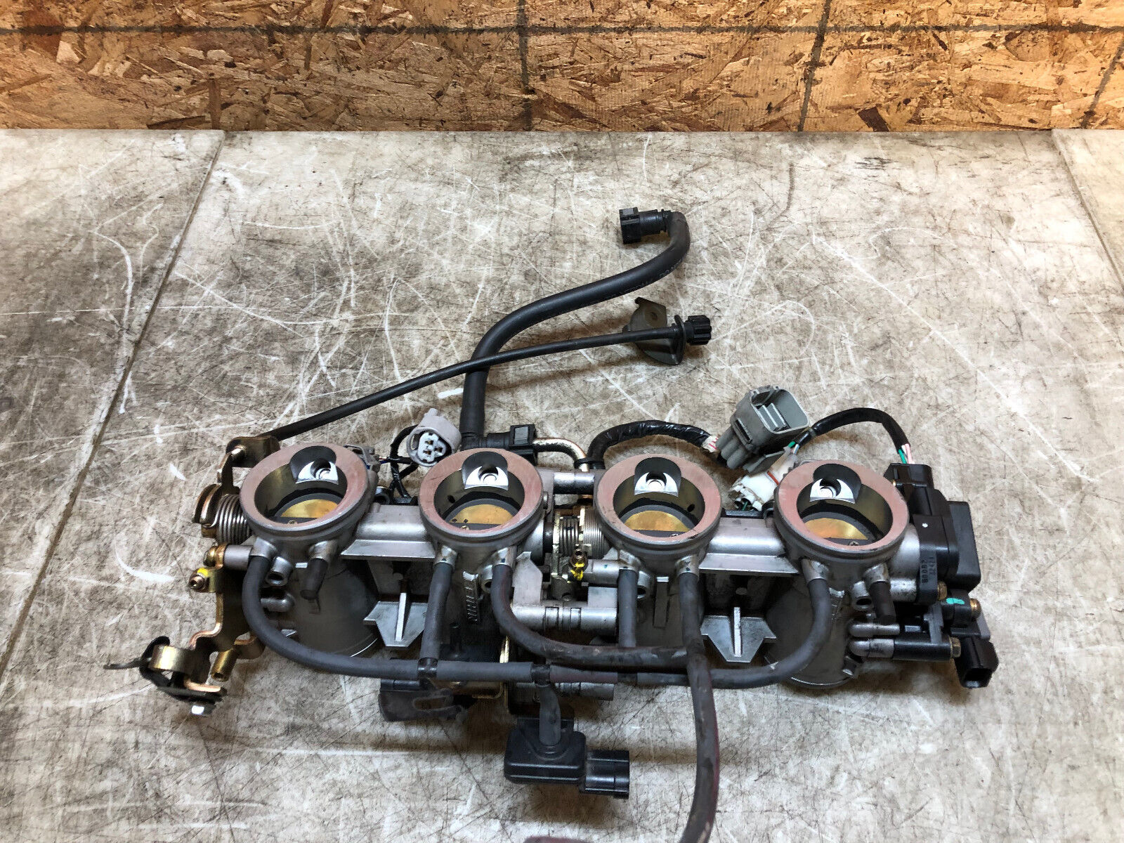 03 04 2003 2004 KAWASAKI ZX6-R ZX6R 636 THROTTLE BODIES BODY FUEL INJECTION OEM