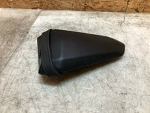 Load image into Gallery viewer, 17 18 19 20 21 2017-2021 YAMAHA YZFR6 YZF R6 600 REAR PASSENGER SEAT PAD CUSION
