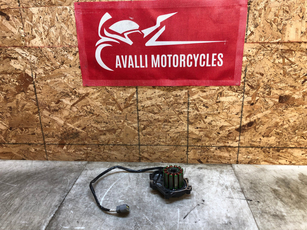 04 05 06 2004-2006 YAMAHA YZFR1 YZF R1 STATOR CHARGER MAGNETO & STATOR COVER