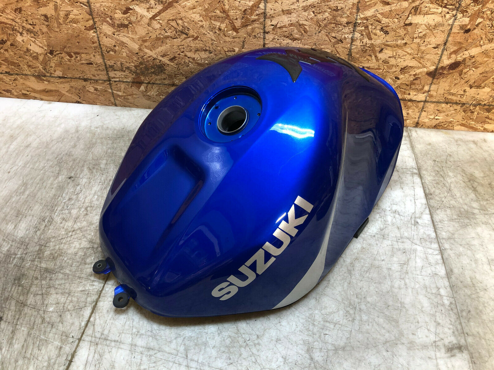 01 02 03 2001 2002 2003 SUZUKI GSXR GSX-R GSX-R600 750 GAS TANK