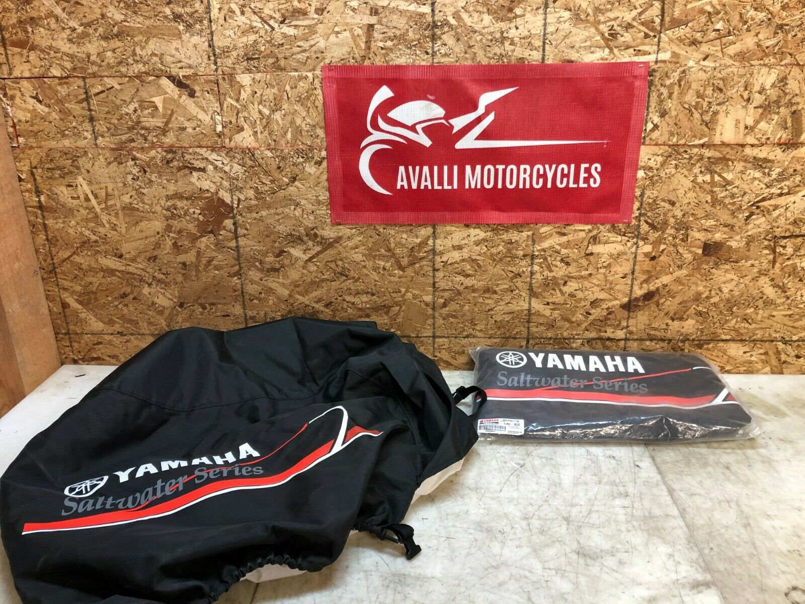 YAMAHA OUTBOARD SALTWATER SERIES ENGINE STORAGE COVER OEM 150-250HP 3.1L 2.6L