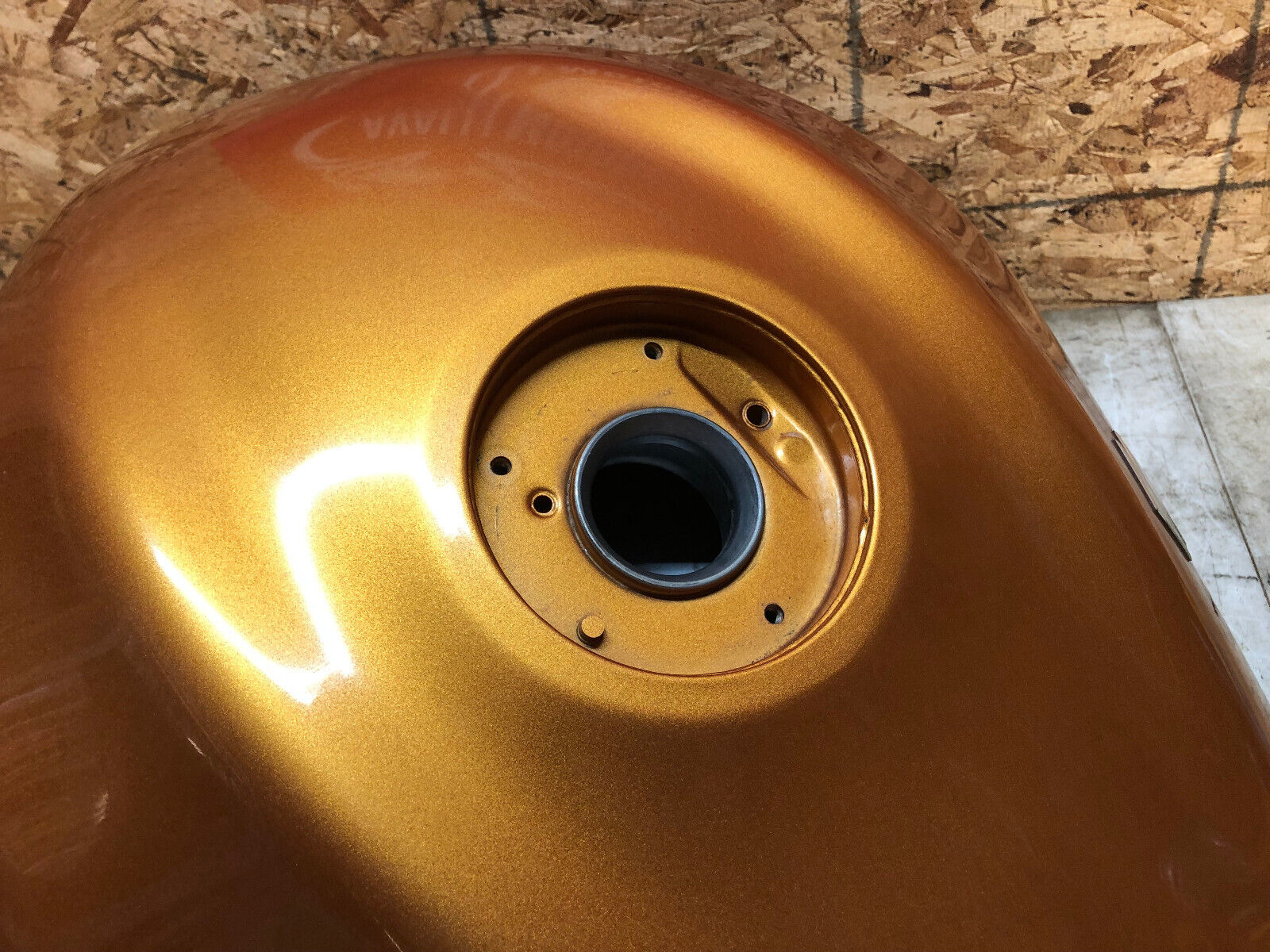 08 09 10 11 12 13 SUZUKI HAYABUSA GSX1300R GSX 1300 GAS TANK FUEL TANK RESERVOIR