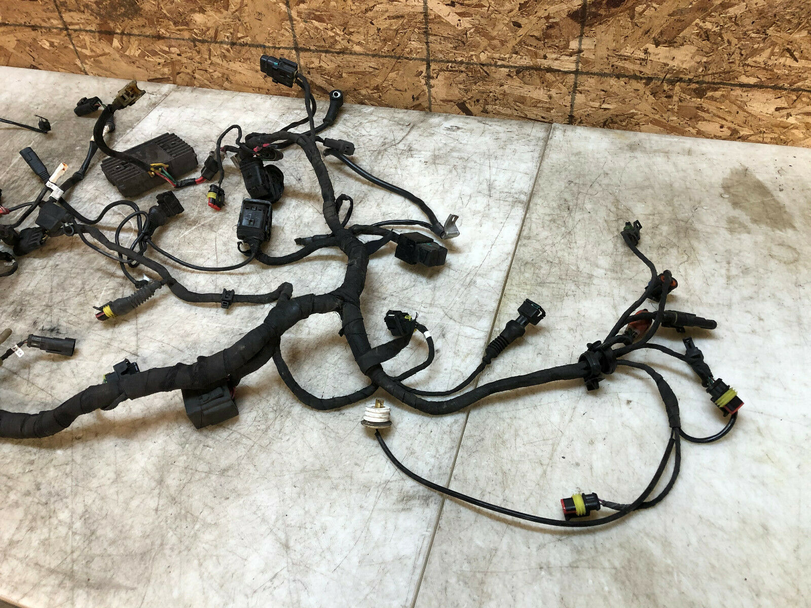 2008-2013 08 09 10 11 12 13 DUCATI EVO 848 MAIN ENGINE WIRING HARNESS LOOM